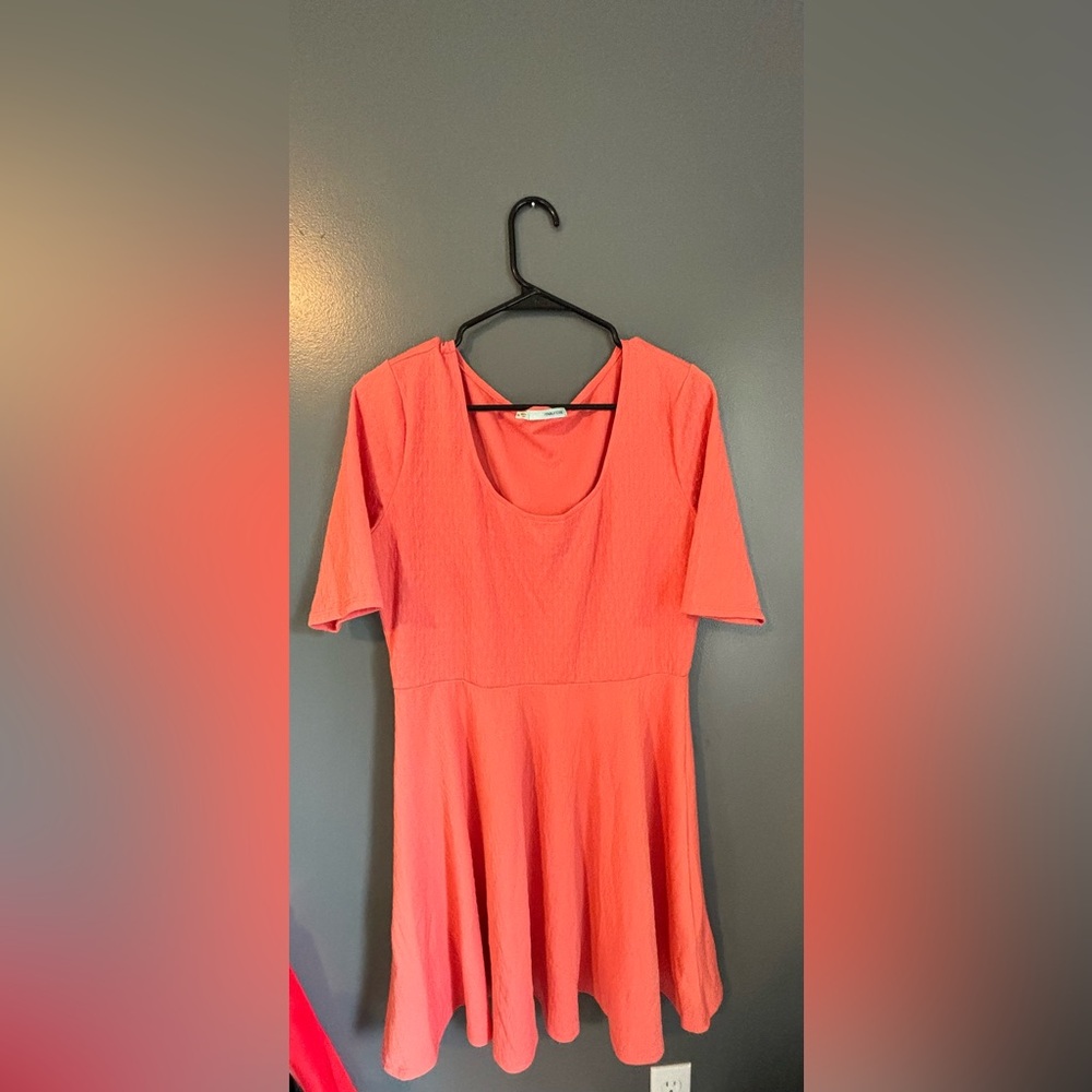 Maurice’s coral dress